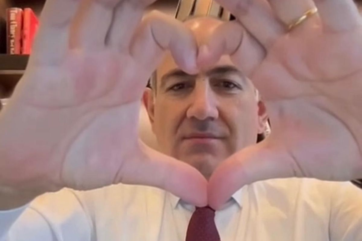 стоп-кадр с видео