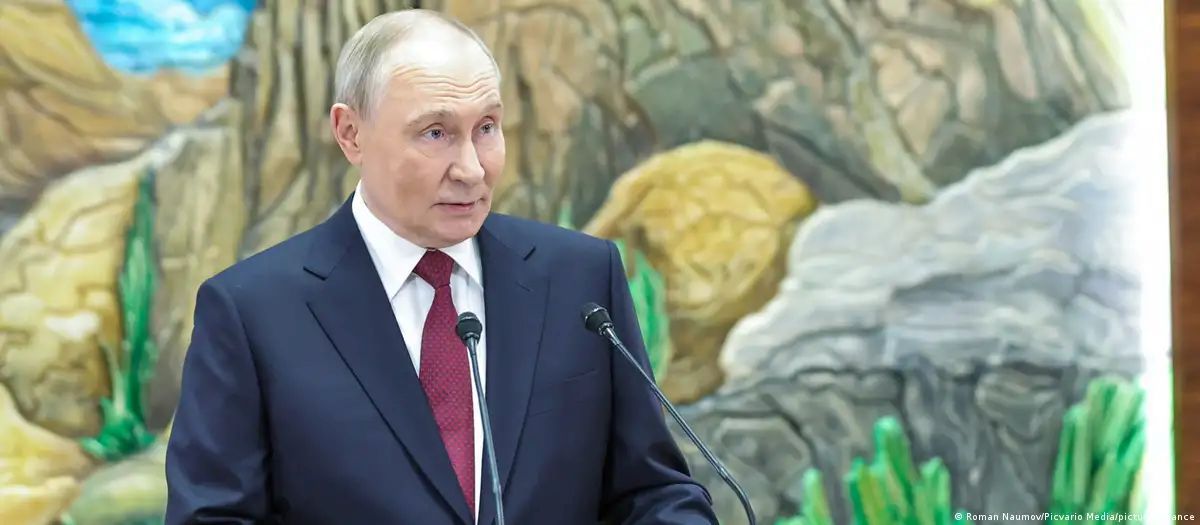 Владимир Путин в резиденции президента Кыргызстана, 27 ноября 2025 года/Фото: Roman Naumov/Picvario Media/picture alliance