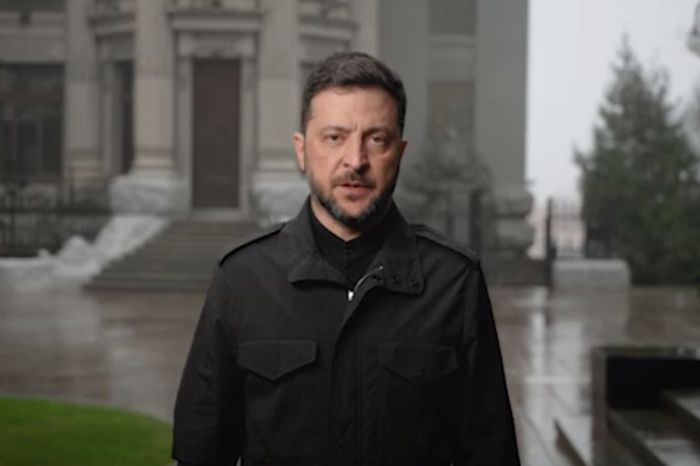 Зеленский заявил о «сложном выборе»: 28 пунктов мирного плана США или «самая тяжёлая зима»