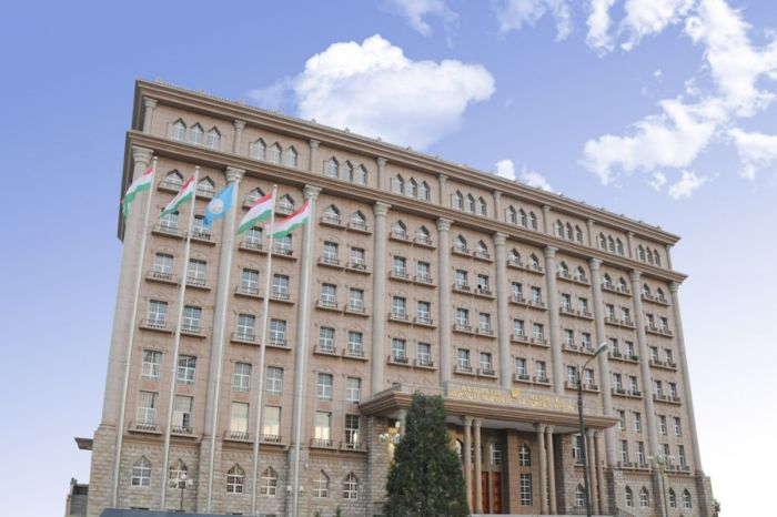 Таджикистан опроверг слухи о привлечении России к патрулированию границы