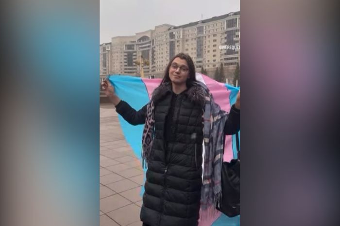 В Астане задержали трансгендерную активистку, протестовавшую против поправок о «ЛГБТ-пропаганде»