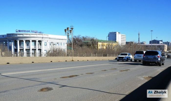 232 метра ожидания: центральный мост Атырау всё ещё ждёт реального ремонта