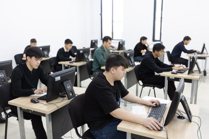 Первые шаги к карьере: студенты прошли пилотное тестирование «Силлено»