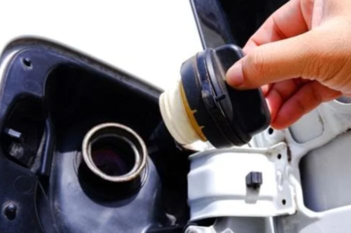 Бензин из Казахстана массово вывозят в соседние страны: пресечены сотни попыток