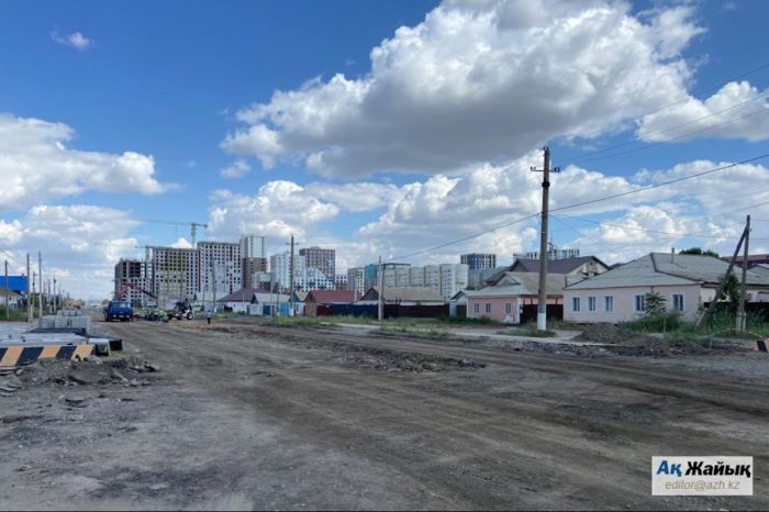 Шесть подрядчиков и почти миллиард: кто ремонтирует дороги в Атырау
