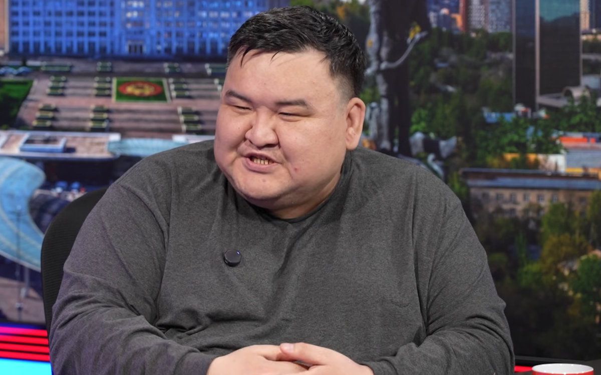 Жаксылык Сабитов, стоп-кадр видео Жаксылык Сабитов, стоп-кадр видео