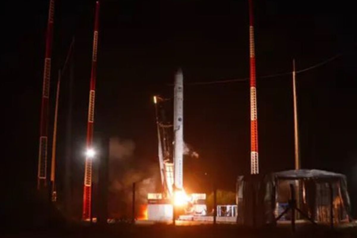 Старт первой коммерческой южнокорейской ракеты Hanbit-Nano / &copy; Innospace