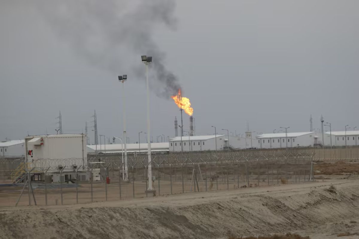 нефтяное месторождение Западная Курна-2 на юге Басры, Ирак/REUTERS/Essam Al-Sudani нефтяное месторождение Западная Курна-2 на юге Басры, Ирак/REUTERS/Essam Al-Sudani