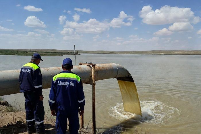 Алматинских коммунальщиков оштрафовали на 14 млн за отравление воздуха