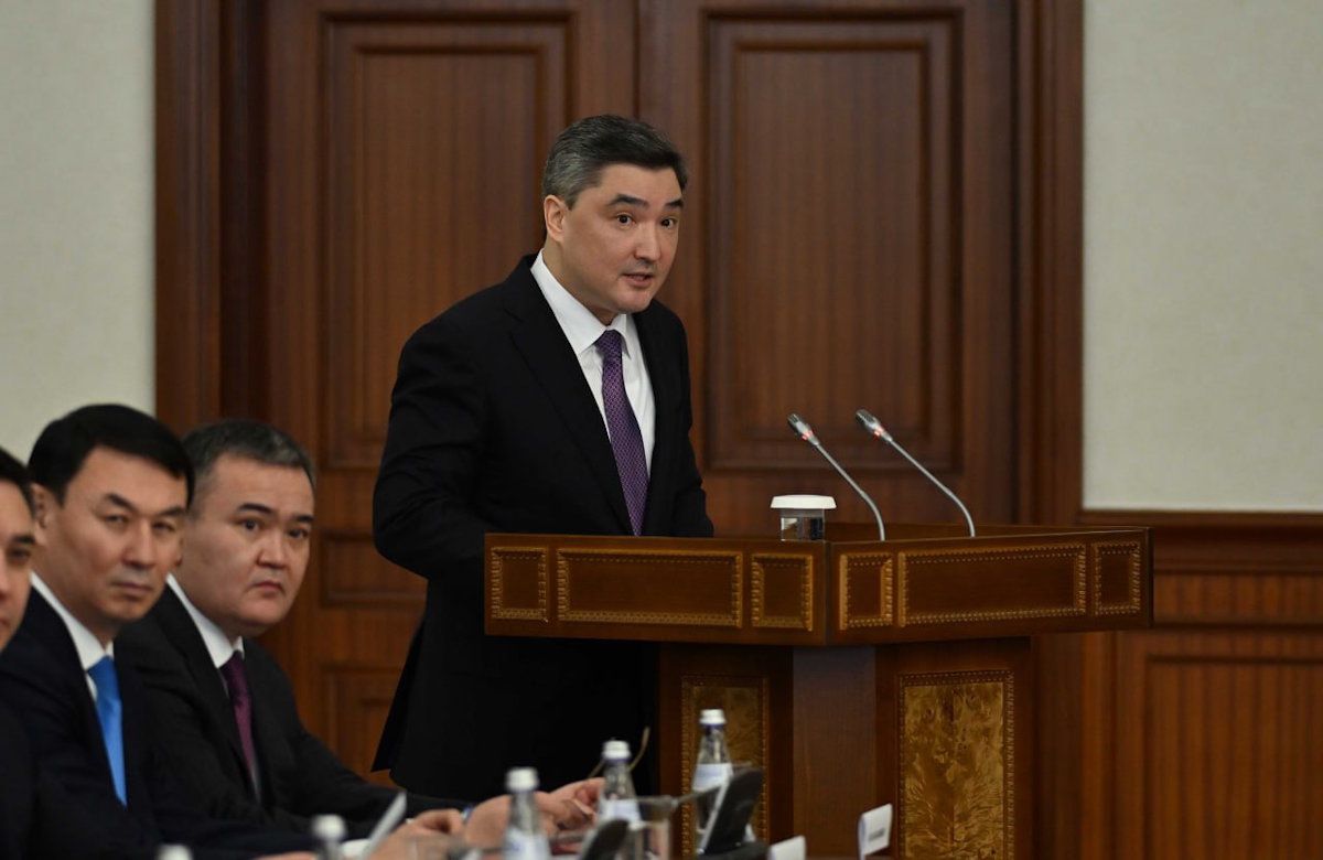 Олжас Бектенов, фото Акорды