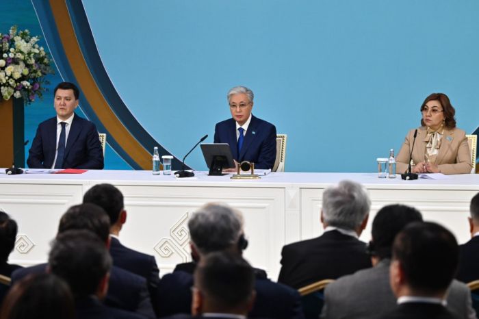 Президент поручил выявить всех выгодоприобретателей коррупционных схем