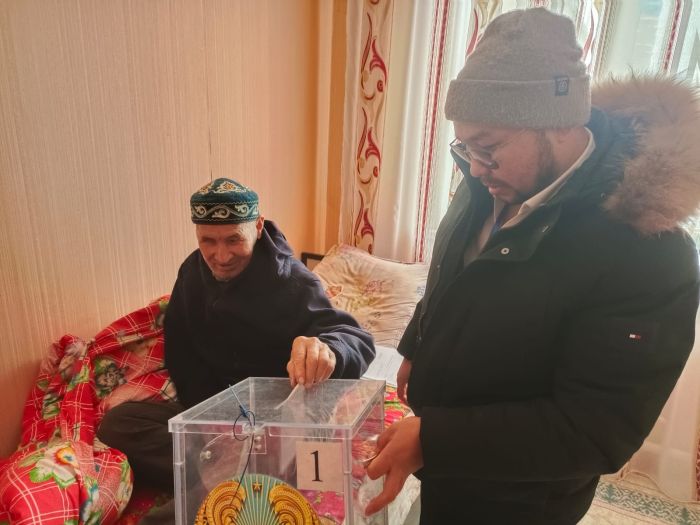 В Бокейхане определились с акимом