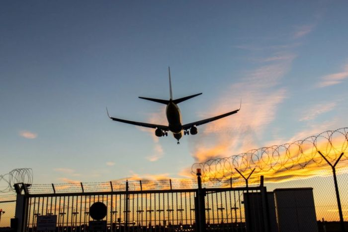 Казахстанским авиакомпаниям запретили полеты над Ираном