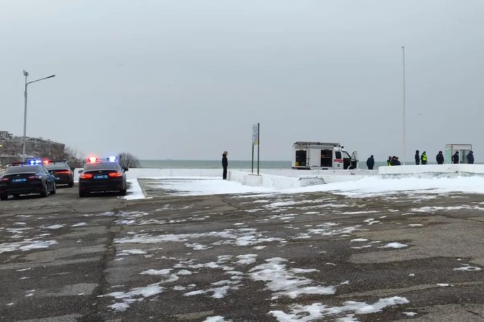 В Актау из Каспийского моря извлекли тело женщины