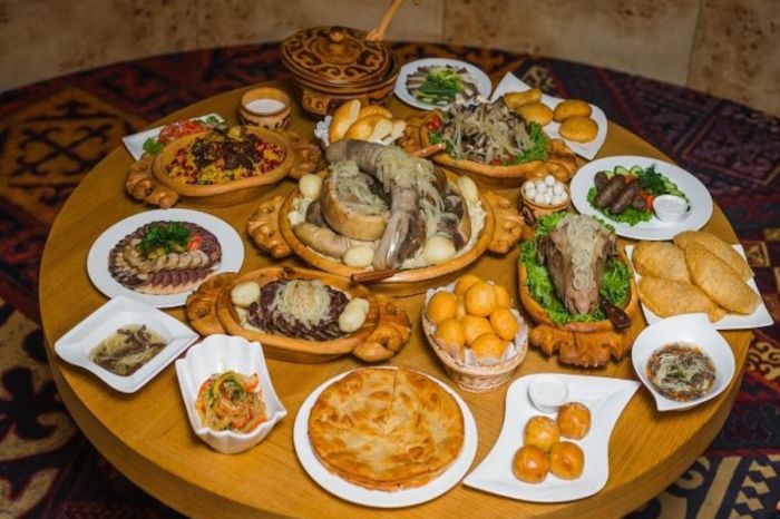 Бешбармак не впечатлил мир: кухня Казахстана признана одной из самых невкусных в мире