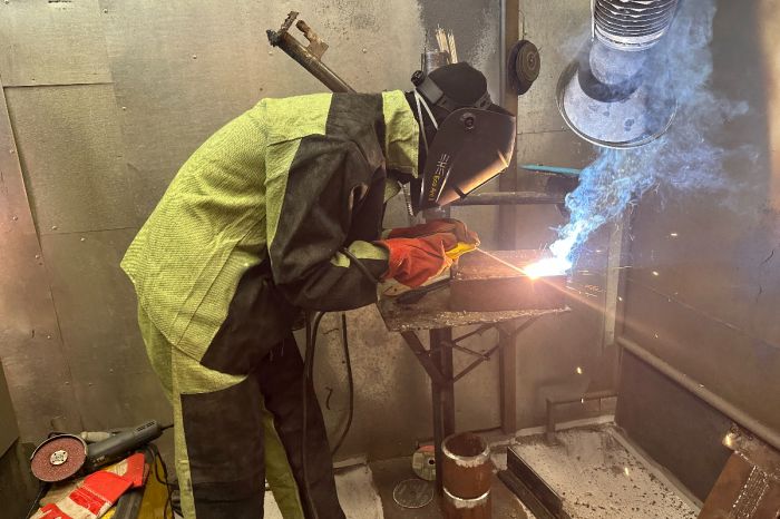 Безработных обучат востребованным техническим профессиям