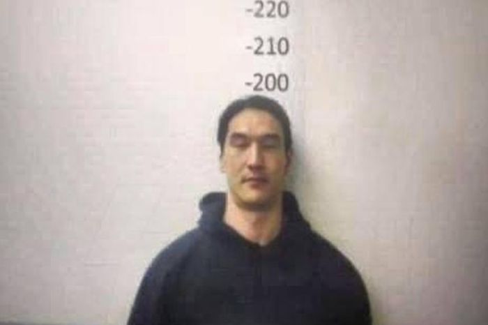 «Критика СВО, отмывание денег и отказ от гражданства России»: за что депортируют Нурлана Сабурова