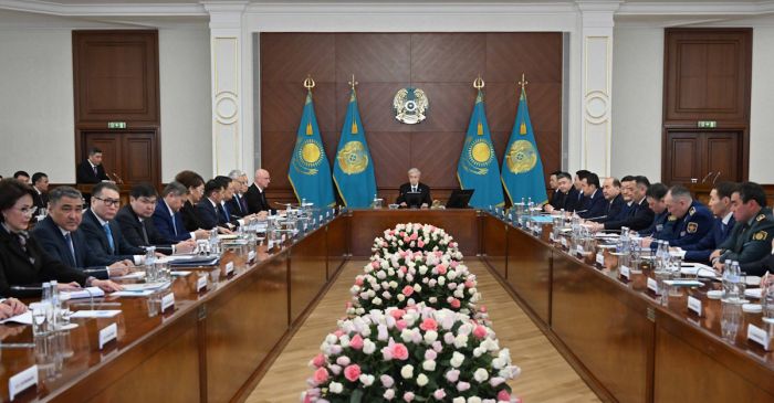 Президент поручил прекратить сумасбродство с бюджетами