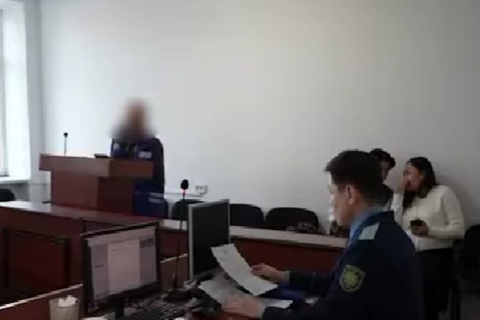 В Атырау вынесен первый приговор за «аренду» банковской карты