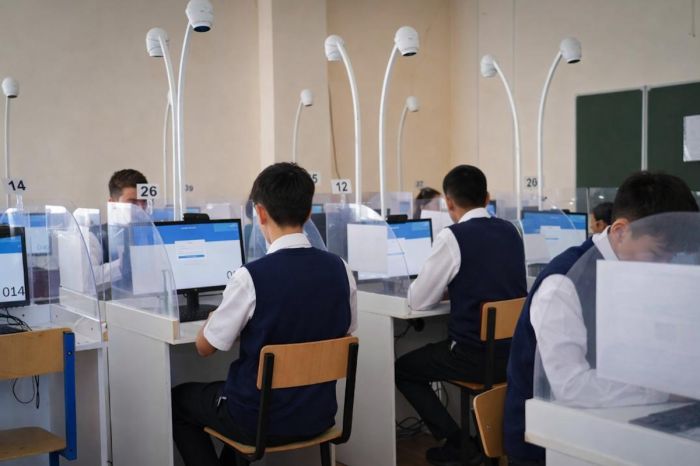 Более 300 нарушений выявили на январском ЕНТ