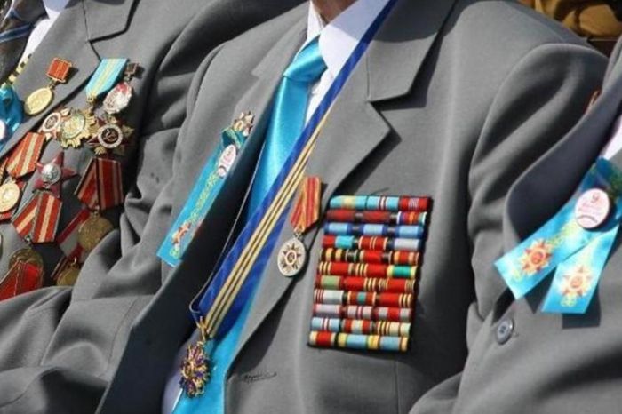 Сколько получают ветераны в Казахстане в 2026 году