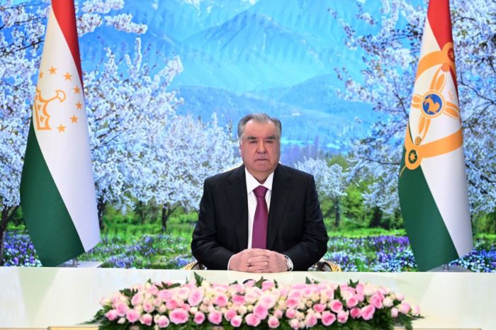 Слухи о болезни Эмомали Рахмона: что происходит с президентом Таджикистана?