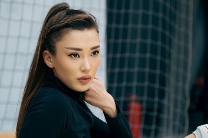 Сабина Алтынбекова потребовала извинений от СМИ из-за заголовков со словом «разведённая»