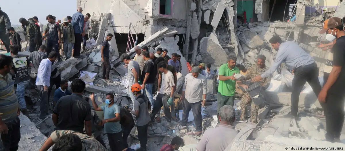 Разрушения на месте школы в Минабе (28.02.2026)/Фото: Abbas Zakeri/Mehr News/WANA/REUTERS