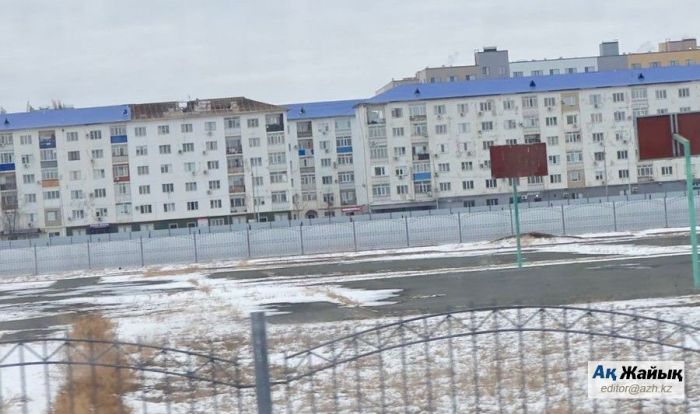 После затопления квартиры в Нурсае: подрядчик обещает возместить ущерб, но горакимат не в курсе