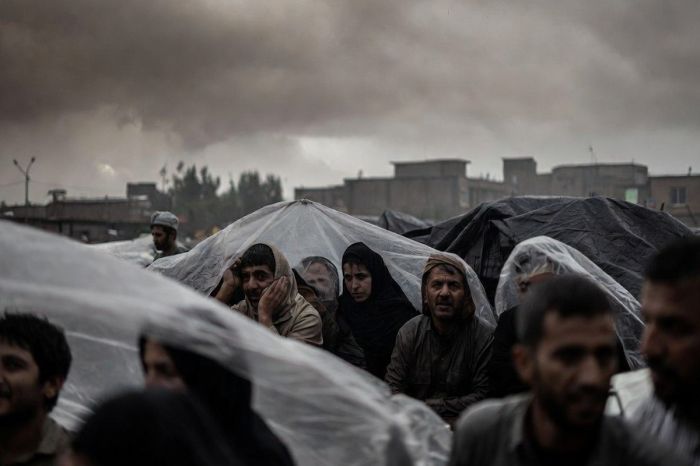 Кислотные дожди грозят Ирану после взрывов на нефтехранилищах