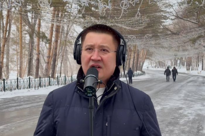 Аким Павлодарской области спел любимую песню казахстанцев
