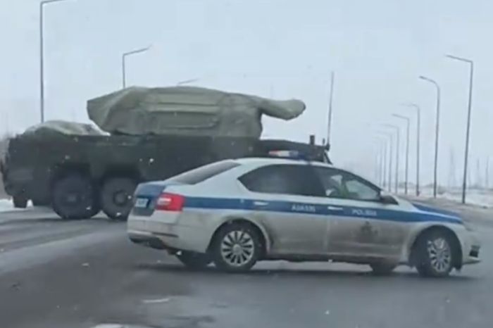 Зенитный ракетный комплекс заметили в пригороде Астаны
