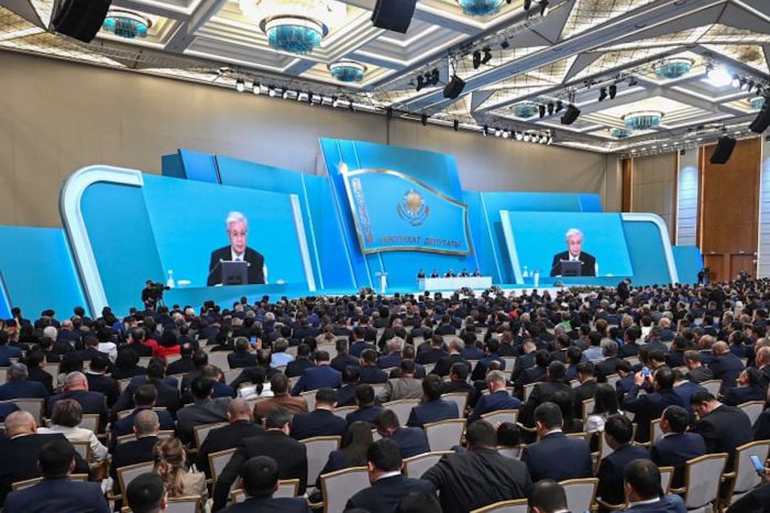 «Крадут у тех, кто нуждается»: Токаев о мошенниках в системе соцподдержки