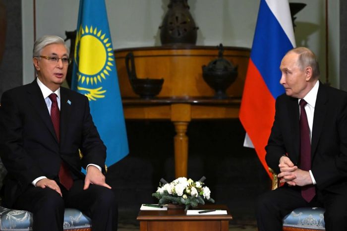 Путин отреагировал на итоги референдума в Казахстане