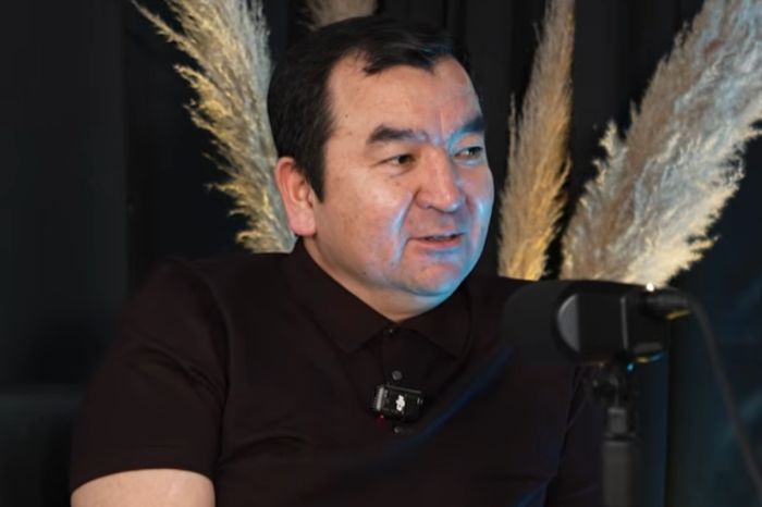 Бывший аким Талгара работает таксистом, чтобы платить за кредиты