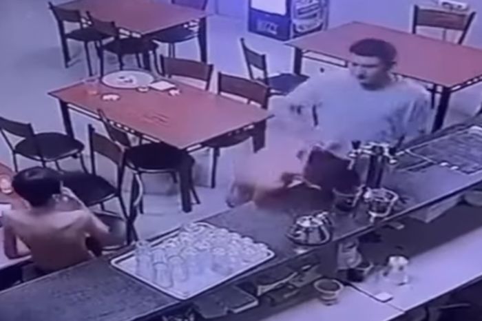 В Каскелене мужчина избил 13-летнего подростка в бане