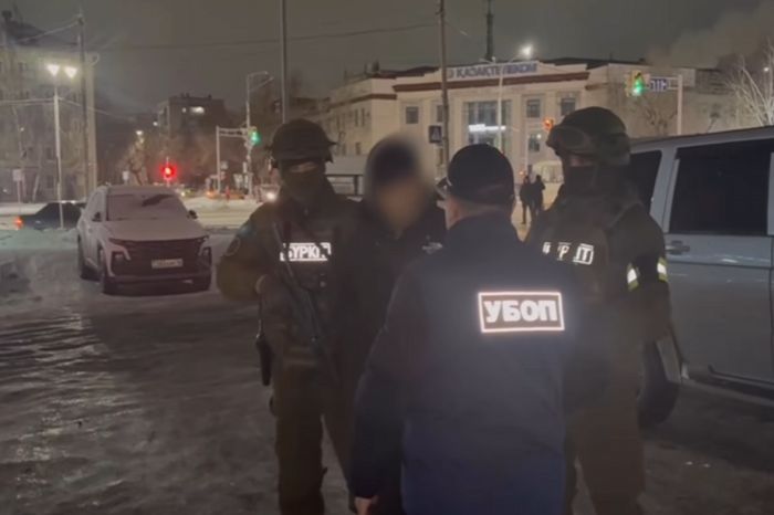 Спецназ задержал студента в центре Усть-Каменогорска