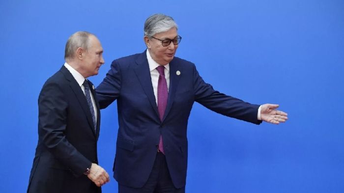 Токаев и Путин обсудили итоги референдума и предстоящий визит в Астану