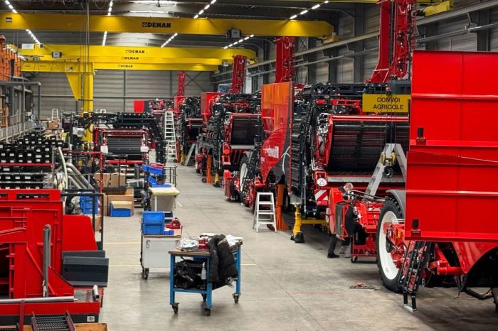 Казахстан продолжит локализацию европейской сельхозтехники