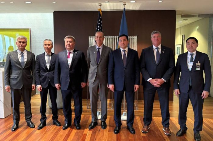 Казахстан и Chevron обсудили развитие Тенгиза и Карачаганака