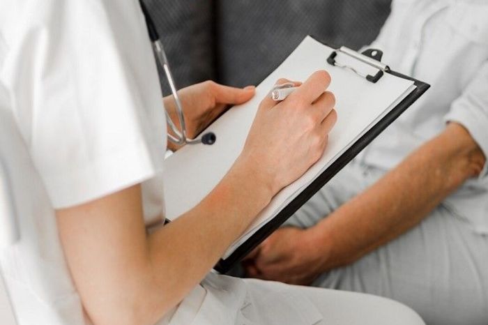 Жителей Атырау приглашают на бесплатное обследование на рак