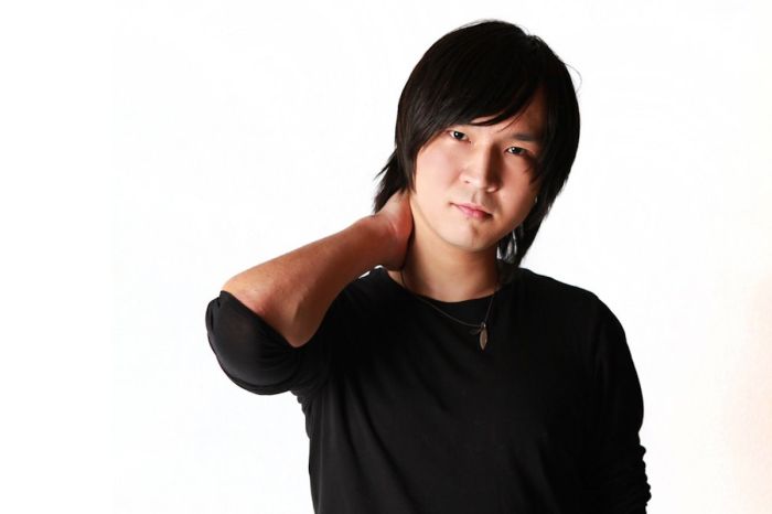 Бывшего участника A’Studio доставили в полицию