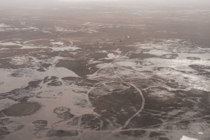 Соль и песок вместо воды: почему Атырау задыхается в пыльных бурях