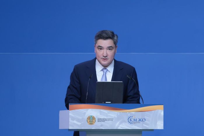 «Развитие обрабатывающего сектора — главный приоритет»: Бектенов выступил на форуме машиностроителей