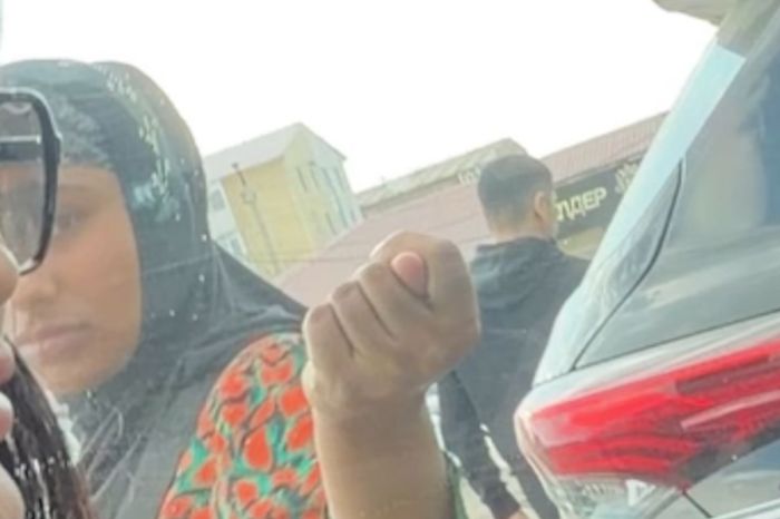 ​В Атырау жители жалуются на рост числа попрошаек на рынках