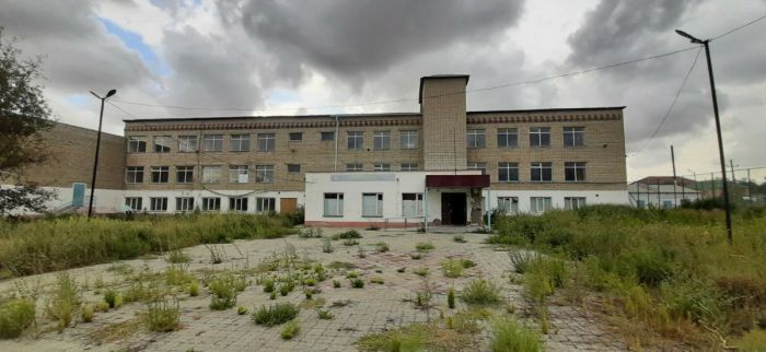 Один участок против школы: что пошло не так со школой Ломоносова в Атырау после решения о сносе в 2023 году