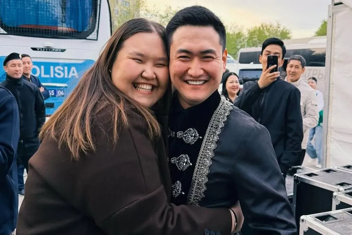 фото instagram @birttturli_qyz