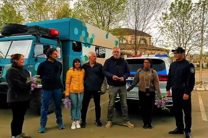 Туристы из Швейцарии и Германии поблагодарили полицию в Атырау