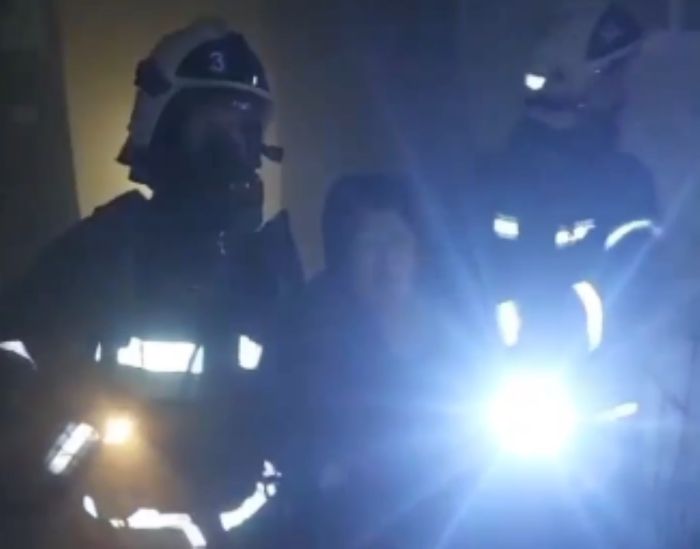 В Атырау горела многоэтажка в СМП