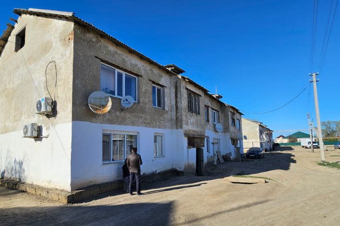 В Индерборе жители аварийных домов обратились к властям